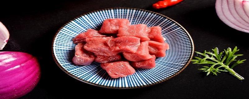 枸杞桂圆牛肉汤怎么做好吃 桂圆枸杞羊肉汤的做法