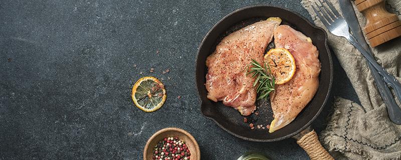 鸡胸肉没有面包糠怎么炸又酥又脆 鸡胸肉没有料酒可以用白酒吗