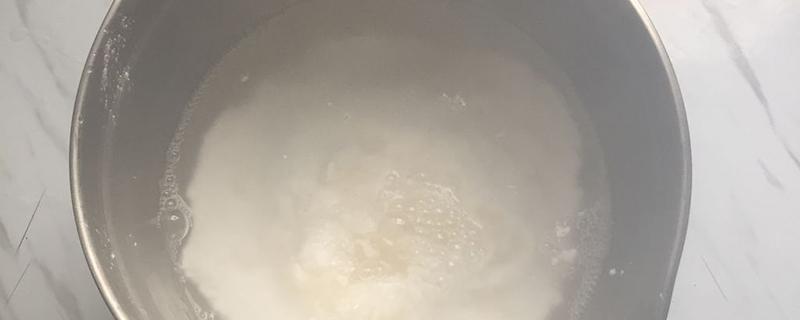 水烧开后有白色沉淀物是什么（水烧开后有白色沉淀物是什么对身体有害吗）