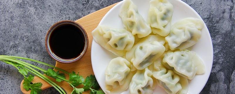 速冻饺子怎么蒸（速冻饺子蒸多久才熟）