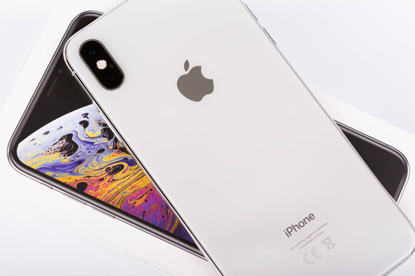 iphonex屏幕没点自己动 iphonex屏幕没点自己动怎么回事