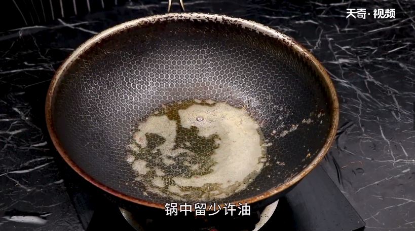 油燜大蝦怎么做 油燜大蝦做法是什么