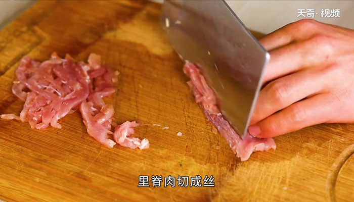 家常肉丝炒面怎么做 家常肉丝炒面