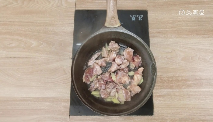 咖喱雞肉土豆的做法 咖喱雞肉土豆怎么做好吃