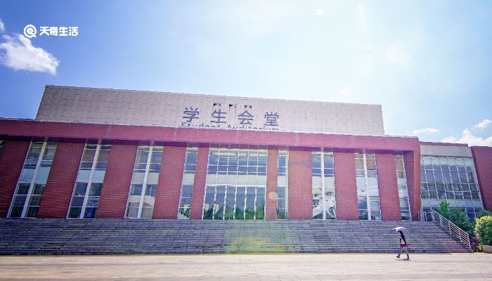 学生会面试自我介绍词 学生会面试自我介绍词2分钟