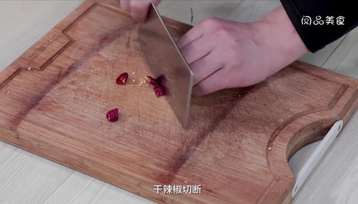 黄笋干焖鸭肉 黄笋干焖鸭肉的做法