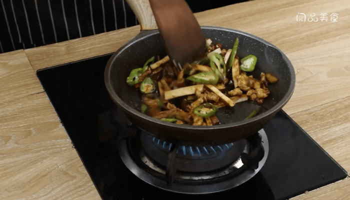 韭苔香干鸡胸肉的做法 韭苔香干鸡胸肉怎么做好吃