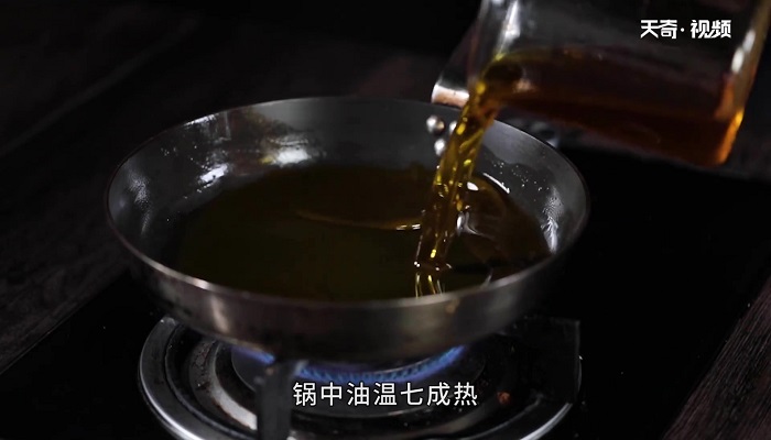 咸蛋黄豆角怎么做 咸蛋黄豆角的做法