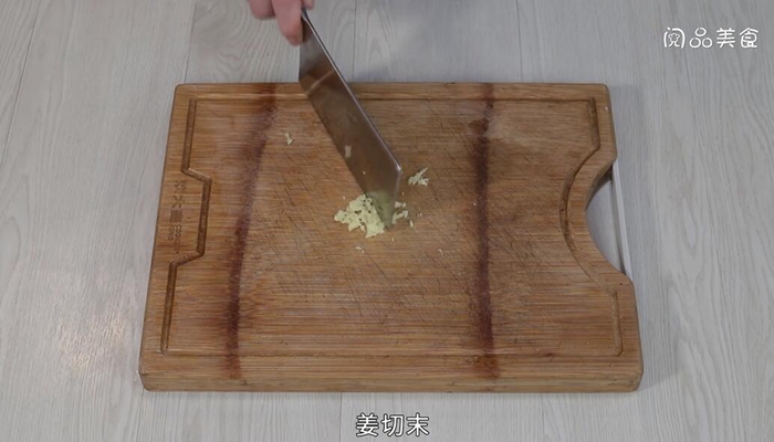 肉丁焖青豆家常做法 肉丁焖青豆怎么做