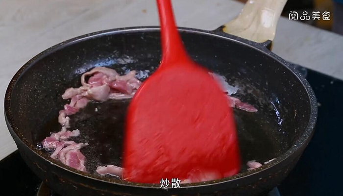 芹菜小蘑菇炒肉的做法 芹菜小蘑菇炒肉怎么做