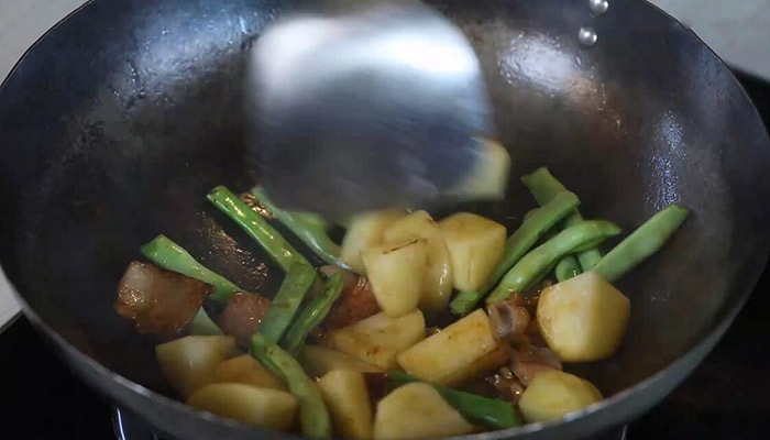 蕓豆炒土豆塊的做法 蕓豆炒土豆塊怎么做