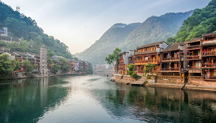 鳳凰古城在哪 鳳凰古城的位置在哪