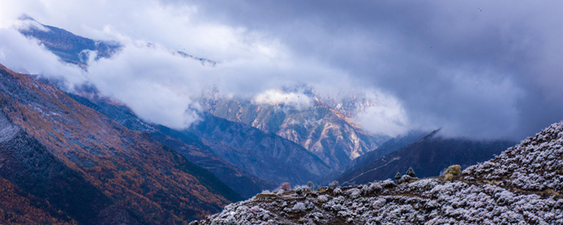 紅軍翻越的第一座大雪山是什么山 紅軍翻過的第一座雪山是什么山