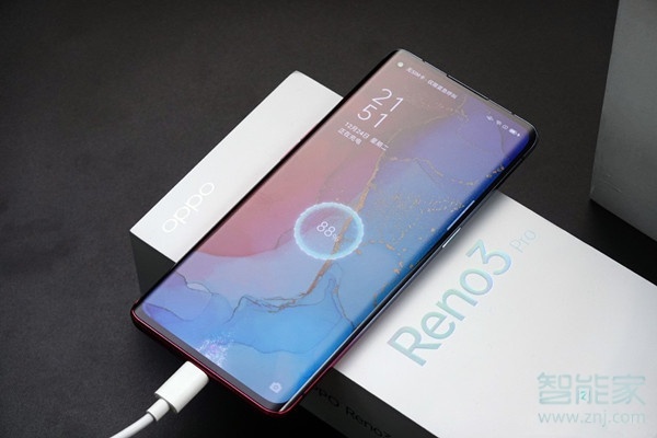 OPPO Reno3带指示灯吗