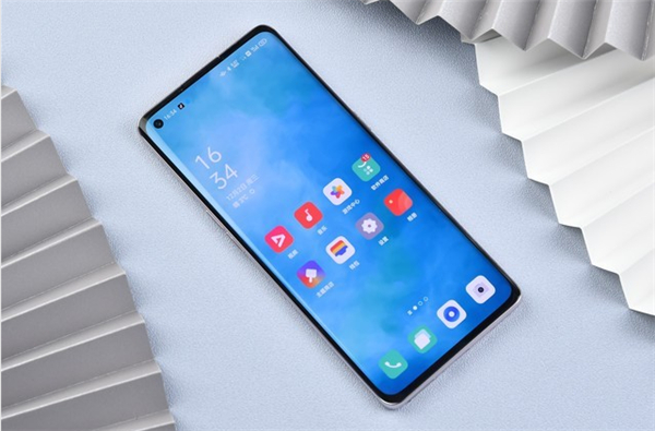 opporeno5pro是曲屏嗎