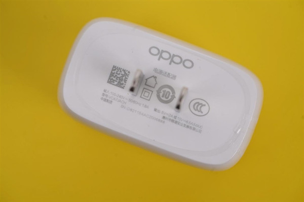 opporeno6充电器多少瓦