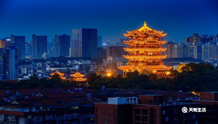 夜宿山寺古詩(shī)的意思 夜宿山寺的意思