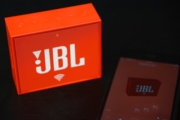 jbl go藍(lán)燈是什么意思