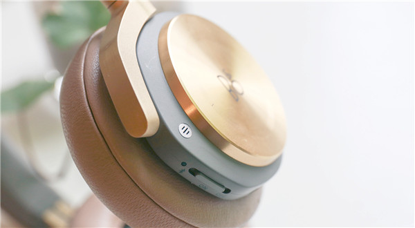 b&o beoplay h8耳機(jī)怎么使用