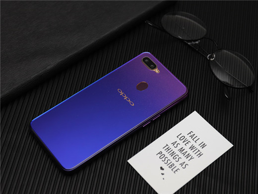 oppoa7x有閃充嗎