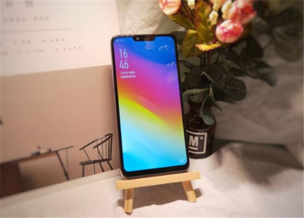 oppoa5有耳机孔吗