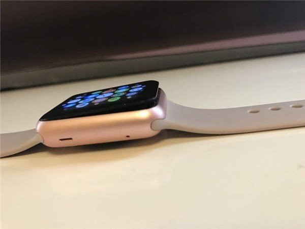 Apple Watch 2電池為什么會(huì)鼓包