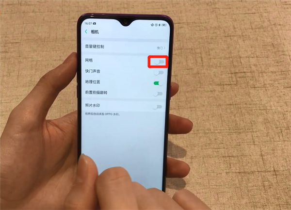 oppor15x怎么九宫格拍照