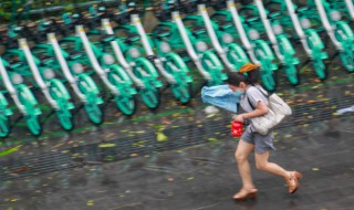 特大暴雨属于不可抗力吗 不可抗力的解释