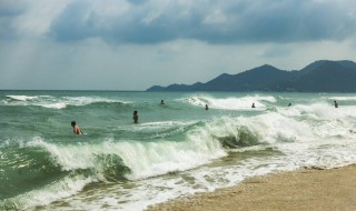 白浪逐沙滩是哪首歌 外婆的澎湖湾歌词欣赏