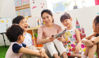 給幼兒園孩子的新年祝福語有哪些 給幼兒園小朋友的新年祝福語集錦