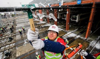 配电线路除冰步骤（配电线路人工除冰步骤）