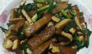 蒜黄炒豆腐干的做法 蒜黄炒豆腐干的制作步骤