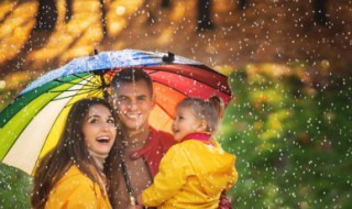 描述听到雨水声音的句子 有关雨水声的句子范例