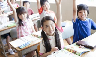 一蓑煙雨任平生類似的詩句 類似于一蓑煙雨任平生