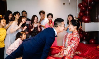 抖音同款婚礼祝词（抖音婚礼祝福词）