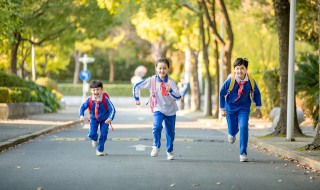 小學(xué)生加油稿運(yùn)動會加油稿（小學(xué)生加油稿運(yùn)動會加油稿簡短）