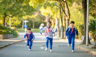 暑假安全提醒內容（暑假安全提醒內容幼兒園）