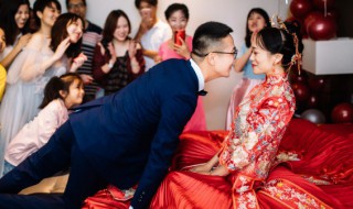 結婚古詩文案朋友圈（結婚古詩詞朋友圈）