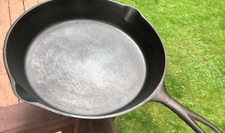 铸铁锅怎么洗 铸铁锅怎么洗都是黑水