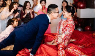 結(jié)婚壓床對(duì)壓床人好嗎（結(jié)婚壓床對(duì)壓床人好嗎）