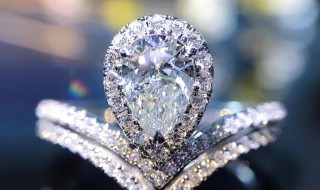仿钻石是什么材质 仿钻石是什么材质做成的