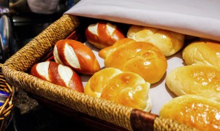 松软拉丝蒸面包的制作方法 松软拉丝蒸面包的制作方法和配料