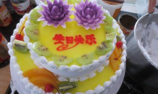 長(zhǎng)輩生日祝福短信（長(zhǎng)輩生日祝福短信怎么發(fā)）