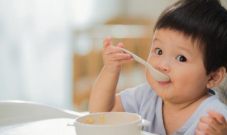 怎么讓寶寶愛吃飯（如何讓寶寶愛吃飯）