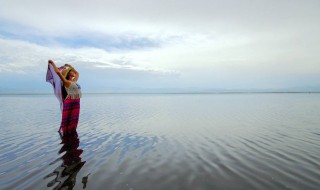 青海湖最佳旅游月份（青海湖最佳旅游月份穿什么）