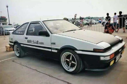 ae86是什么车?ae86是什么梗