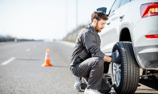 汽車(chē)兩萬(wàn)公里需要做什么保養(yǎng)啊