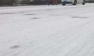 下雪跌倒能用手撑地吗（雪天跌倒用手撑地好吗）