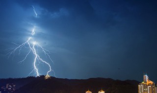 為什么有時會只看到閃電卻聽不到雷聲