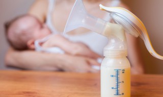 母乳分层冷冻保存方法 母乳放冰箱冷藏分层